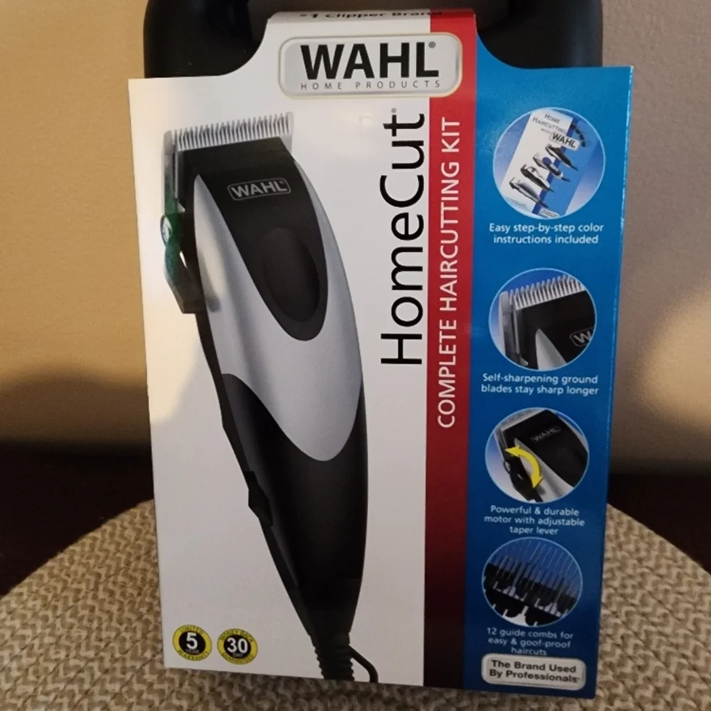 Wahl® HomeCut Complete Haircutting Kit